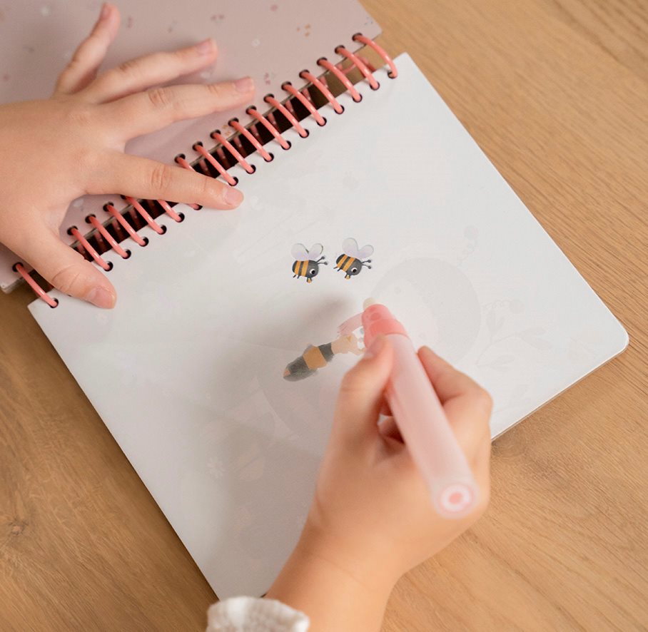 Libro magico da colorare con acqua  Rosa 125476