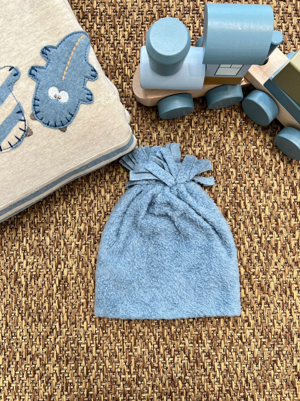 Newborn Sky Terry Cloth Cap CAL3H