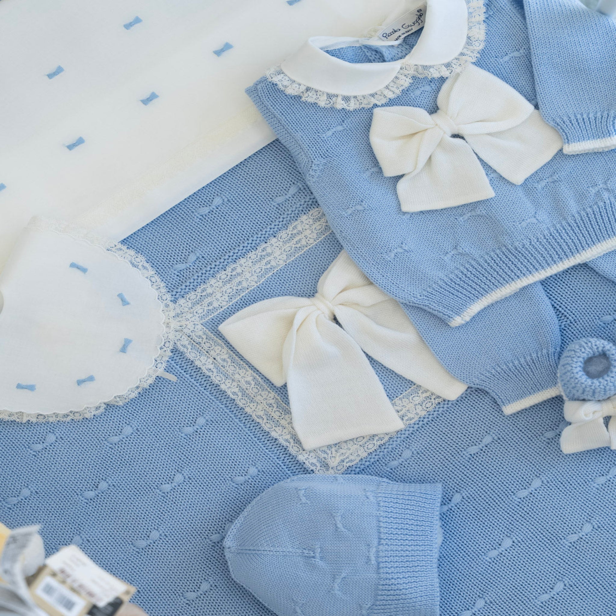 Coordinato Nascita Pura Lana Fiocchi Pizzo ENRICO - Piccola Giuggiola