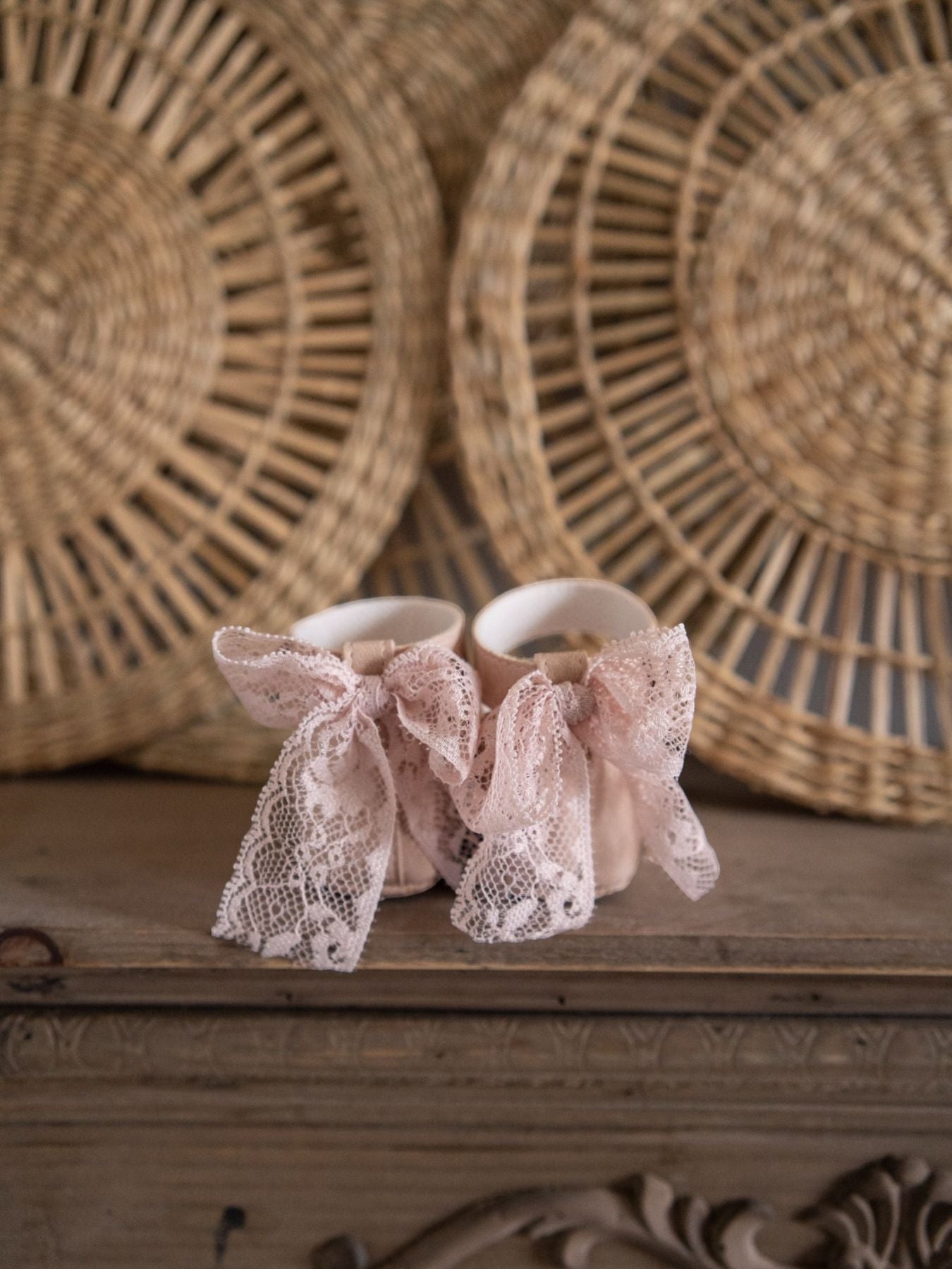 Pink Fabric Ballerina Shoes for Girls EN823SC