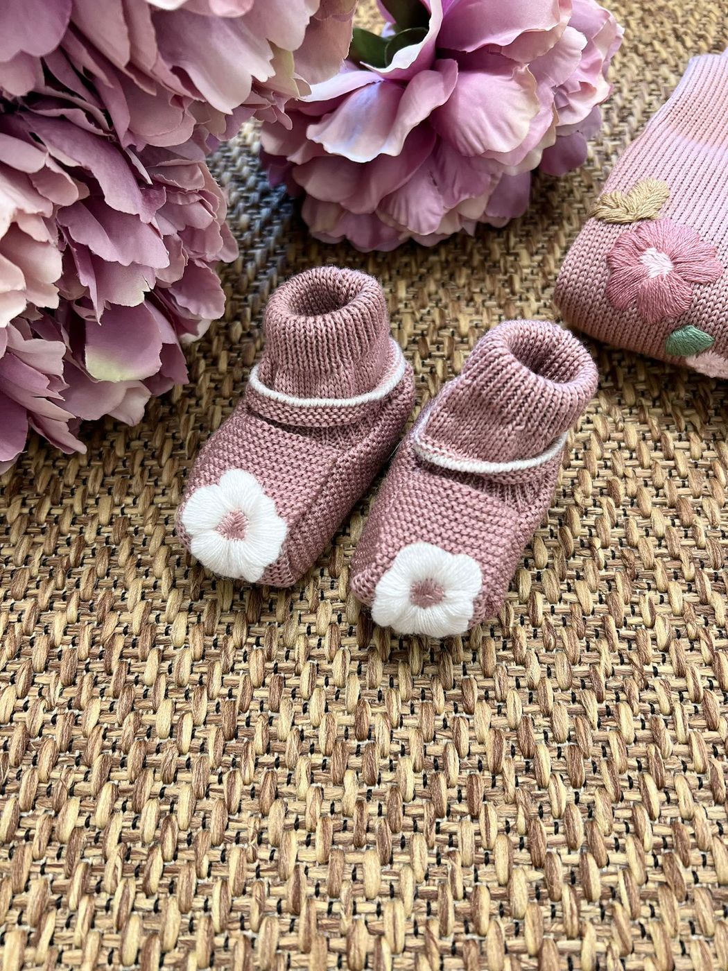 Natural Baby Booties IF37S