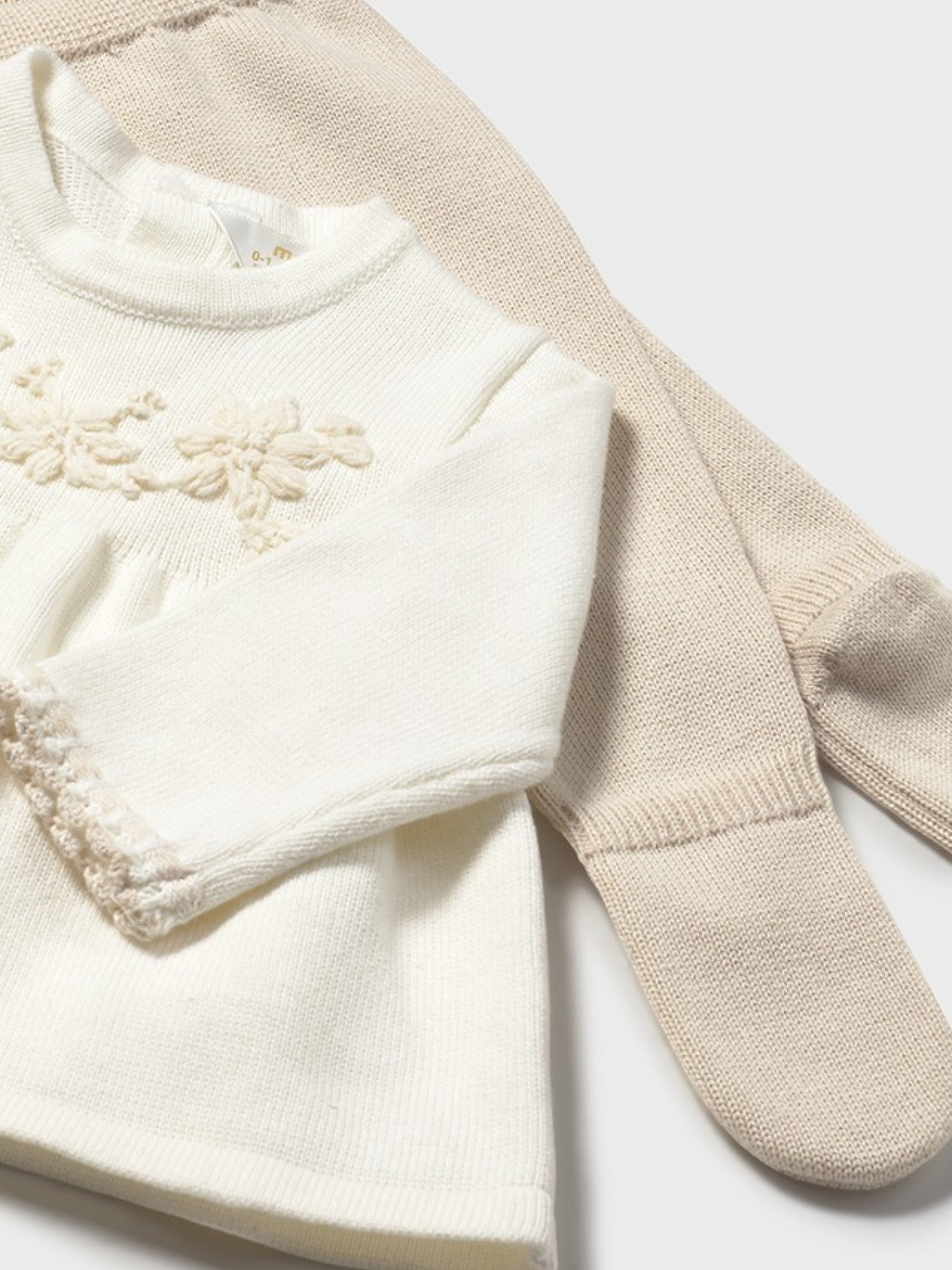 Baby girl's newborn outfit, beige, 2553/93