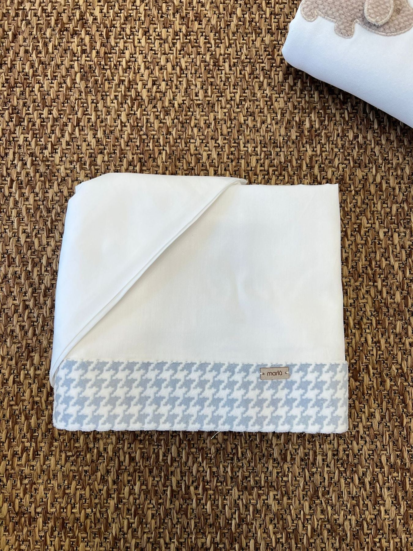 Pied de poule sky blue baby sheet for Vanilla IG73LE