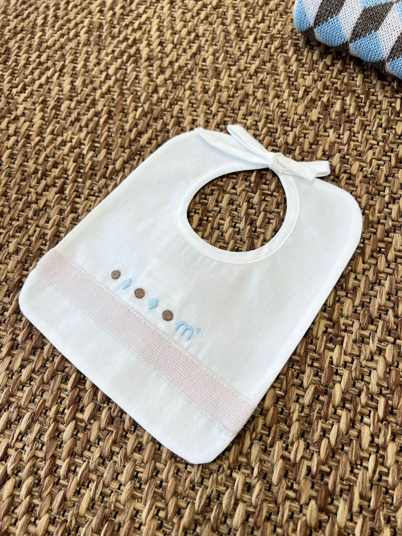 Vanilla Baby Patterned Bib IG68BAV