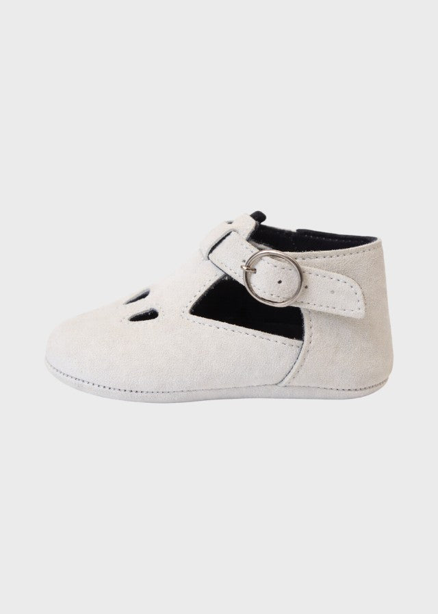 White Suede Shoes SM4181/T041/B