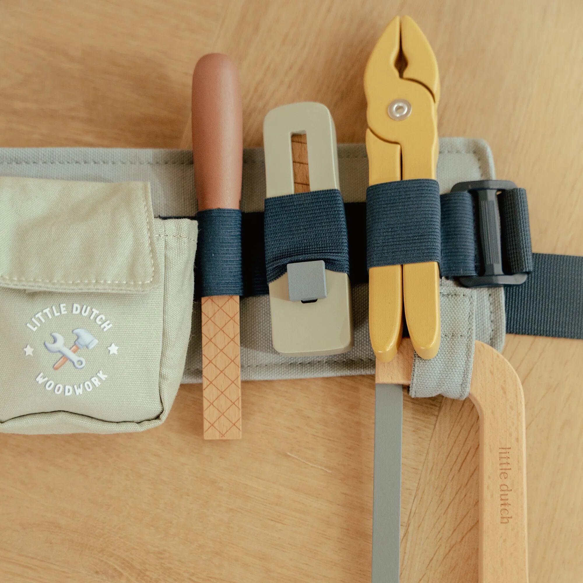 Multicolor Wooden Tool Belt LD2543